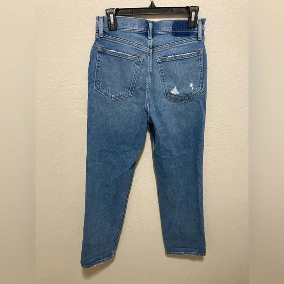 Abercrombie & Fitch The 90s Straight Ultra High Rise Jeans Medium Wash 28 Short - Picture 3 of 7